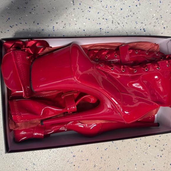 Pleaser Red Str. Pat/Red
FLAM3028/R/M - Picture 4 of 7